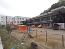 精華聖マリア幼稚園(幼稚園/保育園)まで2662m 近鉄京都線/木津川台駅 徒歩15分 1-2階 築20年