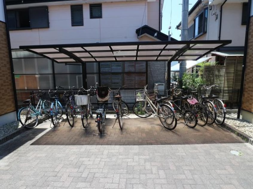  近鉄難波線・奈良線/大和西大寺駅 徒歩15分 2階 築20年