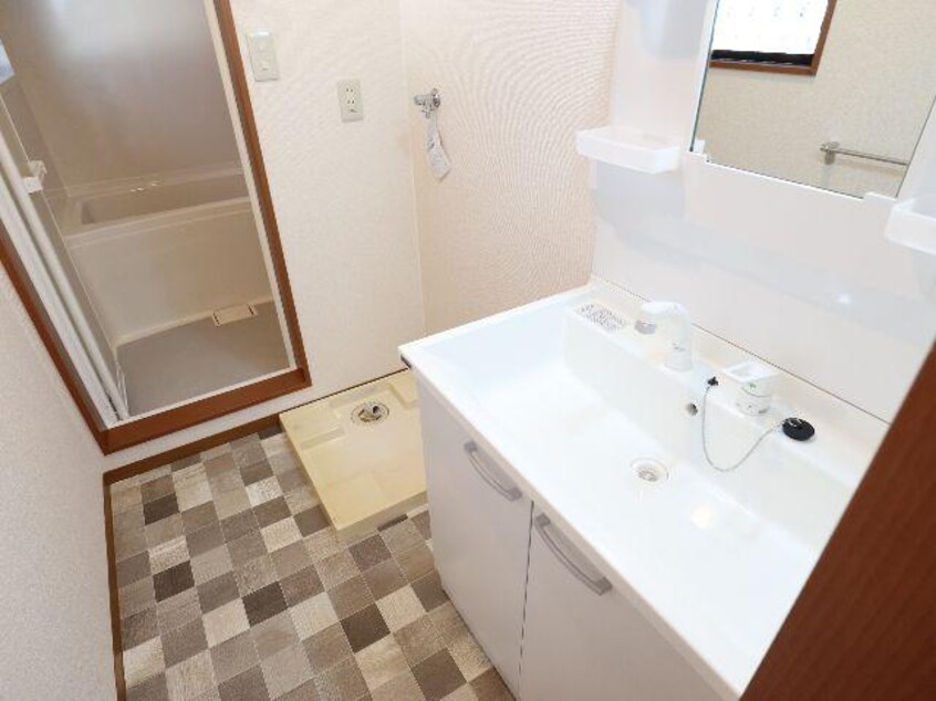  近鉄難波線・奈良線/大和西大寺駅 徒歩15分 2階 築20年