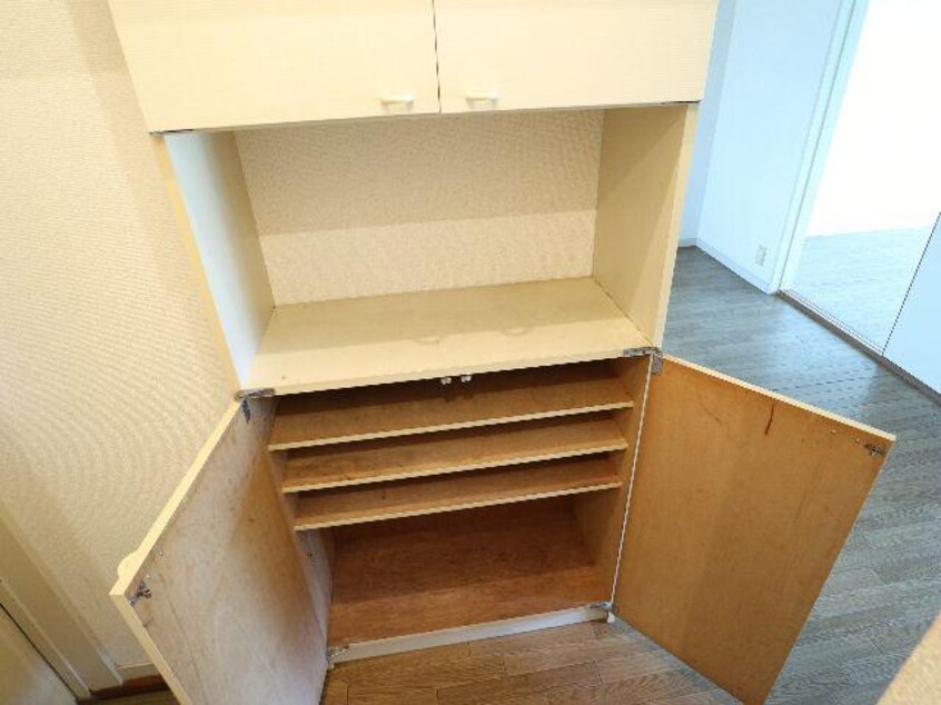  近鉄京都線/高の原駅 バス5分左京４丁目下車:停歩6分 1階 築37年