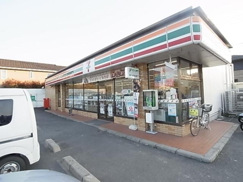 セブンイレブン精華町精華台１丁目店(コンビニ)まで1620m 近鉄京都線/新祝園駅 徒歩10分 2階 築18年