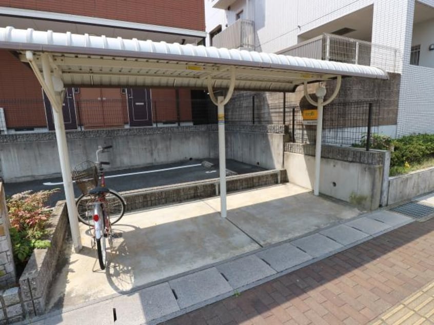  近鉄難波線・奈良線/大和西大寺駅 徒歩8分 2階 築19年