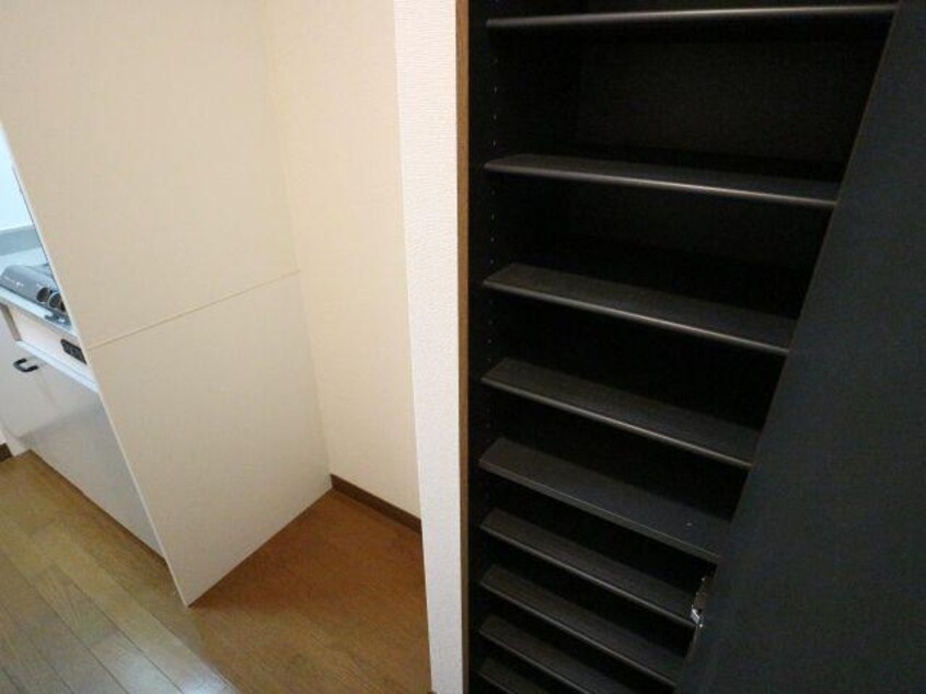  近鉄京都線/新祝園駅 徒歩7分 1階 築19年