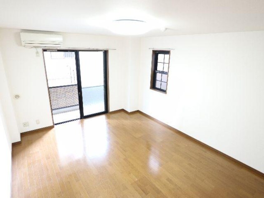  近鉄京都線/新祝園駅 徒歩7分 1階 築19年