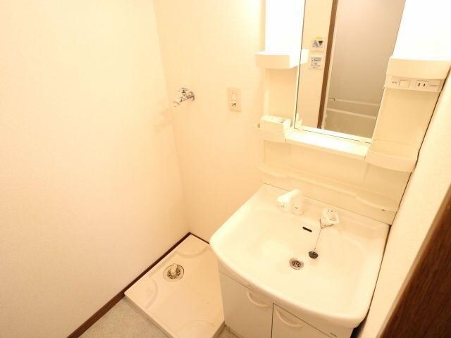  近鉄京都線/新祝園駅 徒歩7分 1階 築19年