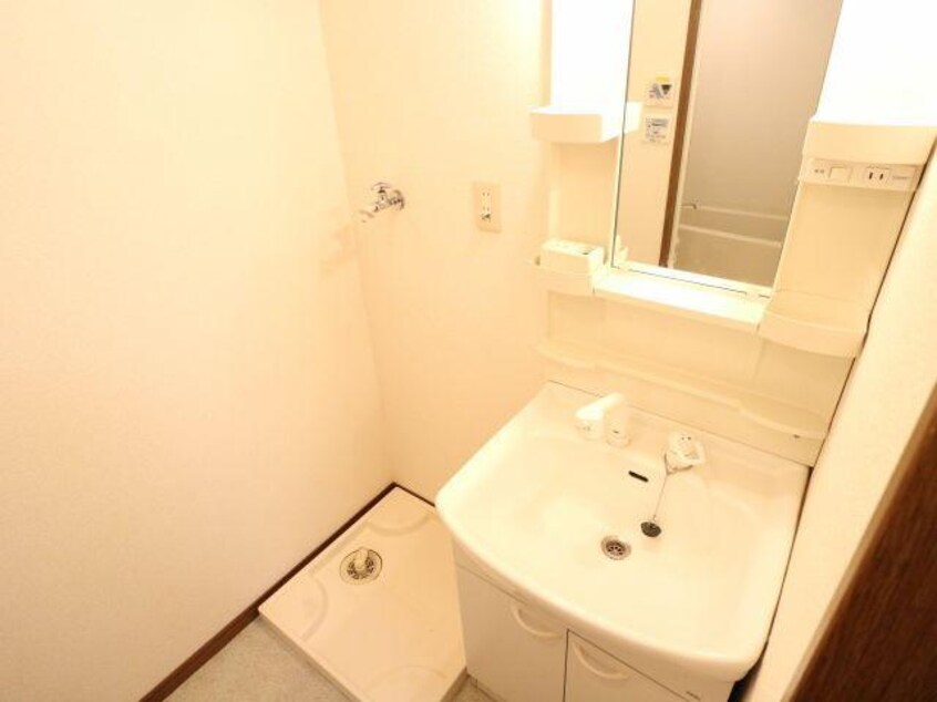  近鉄京都線/新祝園駅 徒歩7分 1階 築19年