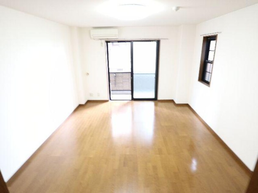  近鉄京都線/新祝園駅 徒歩7分 1階 築19年