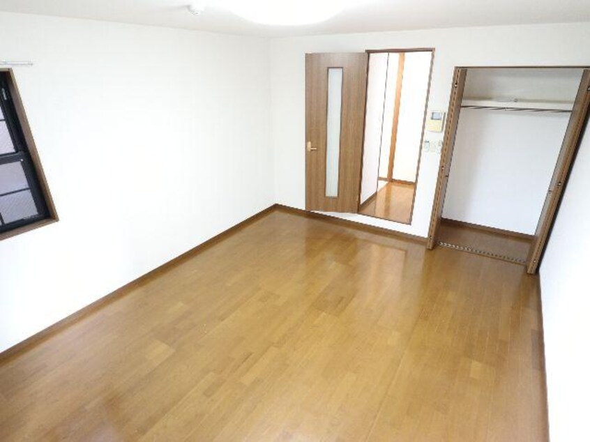  近鉄京都線/新祝園駅 徒歩7分 1階 築19年