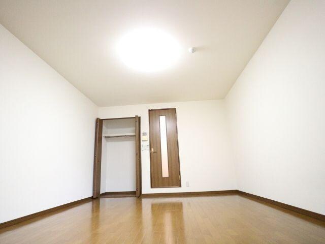  近鉄京都線/新祝園駅 徒歩7分 1階 築19年