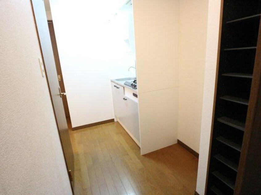  近鉄京都線/新祝園駅 徒歩7分 1階 築19年