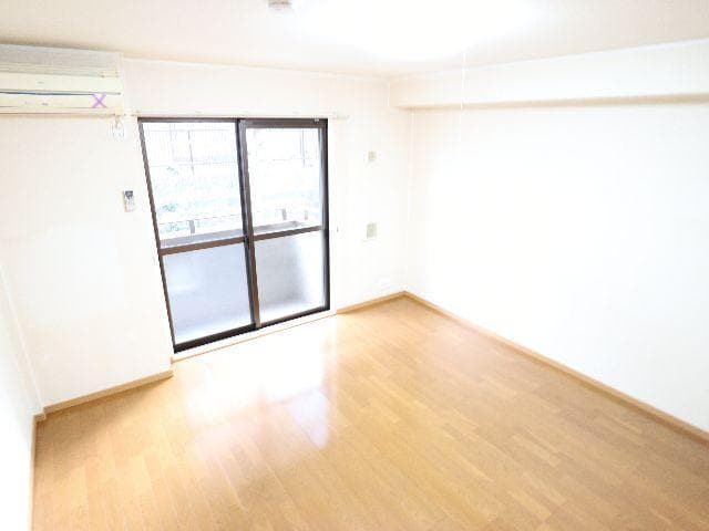  近鉄難波線・奈良線/菖蒲池駅 徒歩8分 1階 築19年