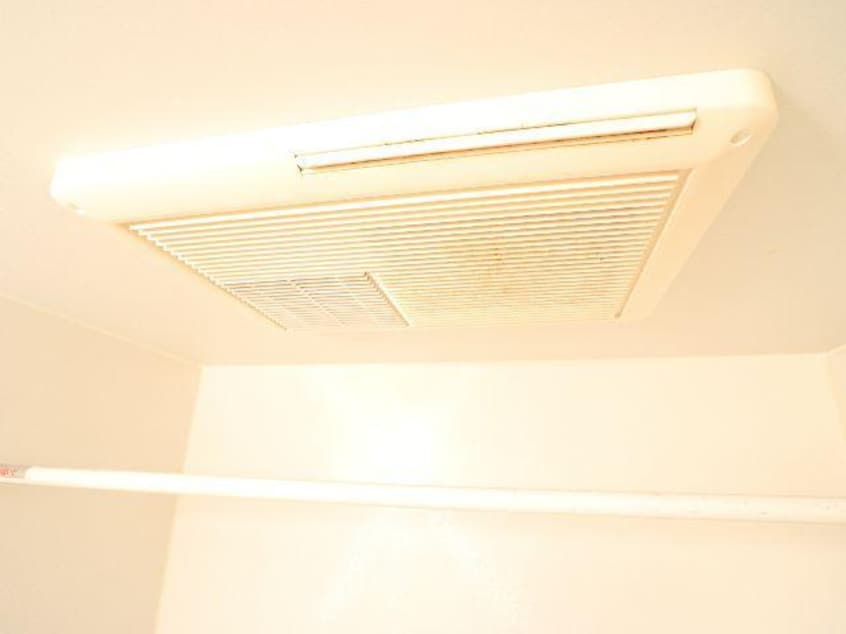  近鉄難波線・奈良線/菖蒲池駅 徒歩8分 1階 築19年