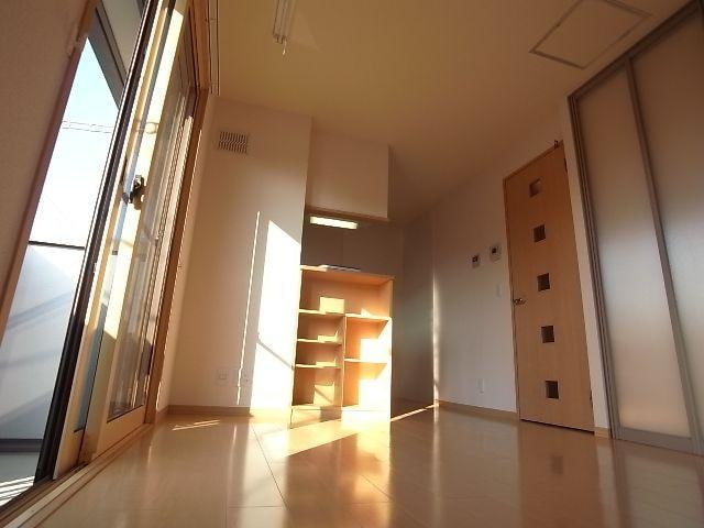  近鉄難波線・奈良線/大和西大寺駅 徒歩8分 1階 築18年