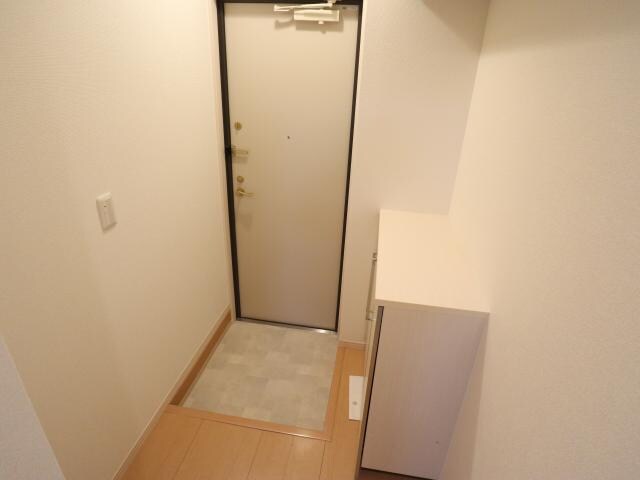  近鉄難波線・奈良線/菖蒲池駅 徒歩8分 1階 築18年