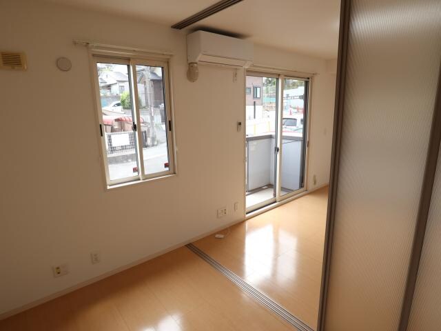  近鉄難波線・奈良線/菖蒲池駅 徒歩8分 1階 築18年
