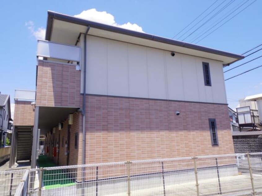  近鉄橿原線/尼ケ辻駅 徒歩5分 2階 築18年