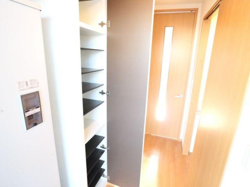  近鉄橿原線/尼ケ辻駅 徒歩5分 2階 築18年