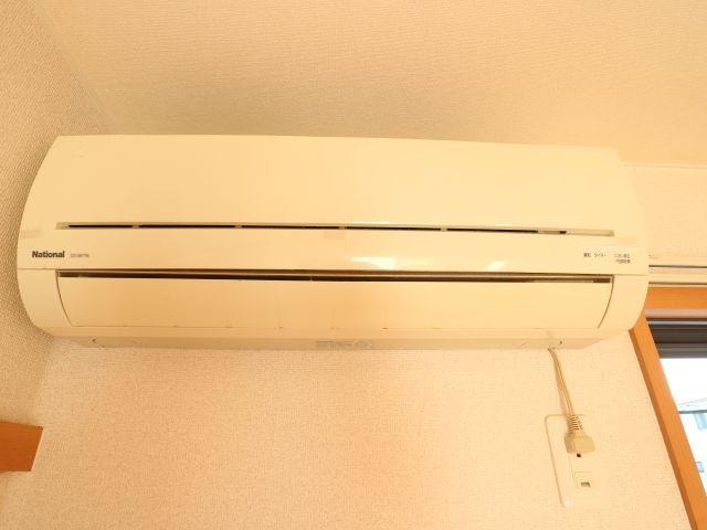  近鉄橿原線/尼ケ辻駅 徒歩5分 2階 築18年