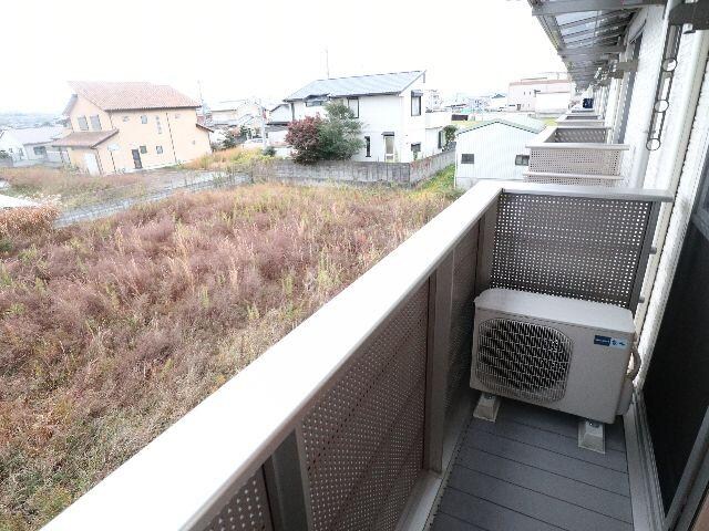  近鉄京都線/新祝園駅 徒歩10分 2階 築18年