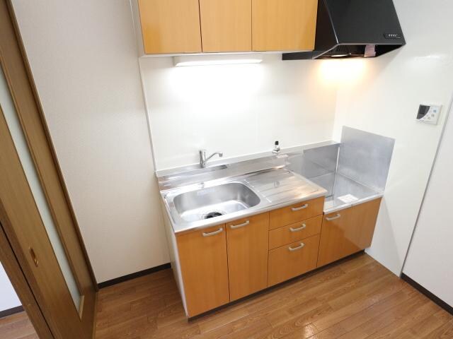  近鉄橿原線/尼ケ辻駅 徒歩11分 2階 築18年