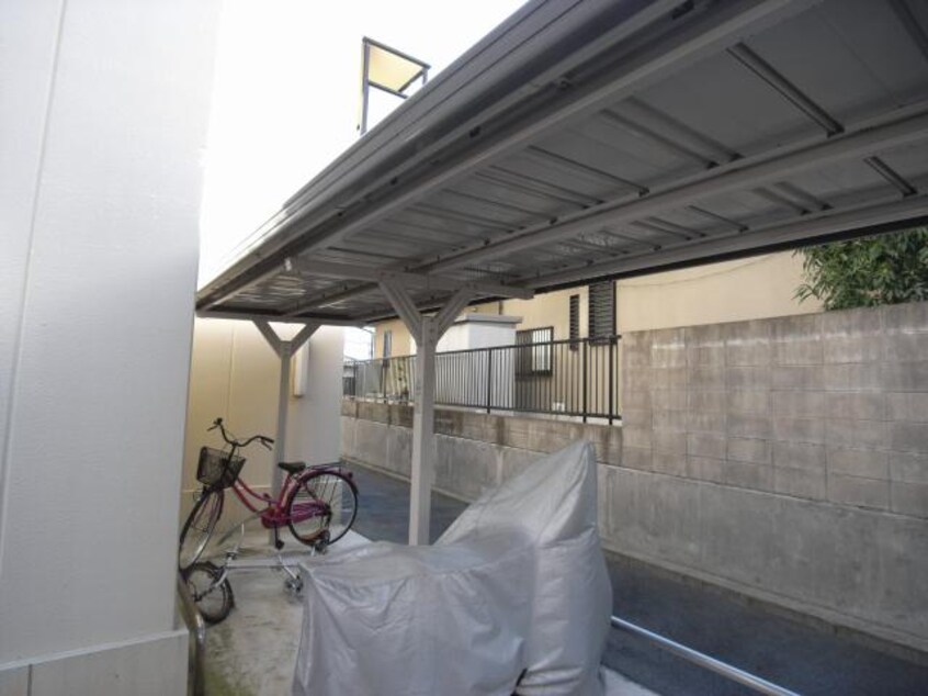  近鉄橿原線/尼ケ辻駅 徒歩11分 2階 築18年