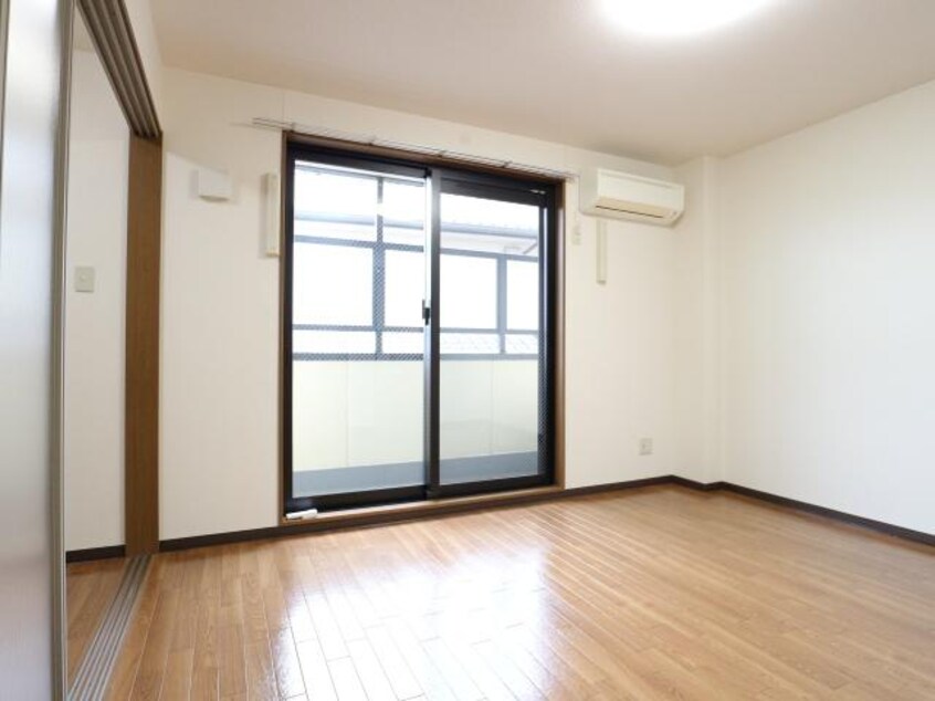  近鉄橿原線/尼ケ辻駅 徒歩11分 2階 築18年