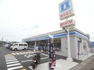 ローソン奈良西大寺南町店(コンビニ)まで214m 近鉄難波線・奈良線/大和西大寺駅 徒歩4分 1階 築17年