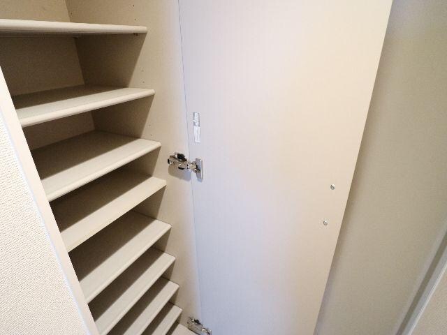  近鉄難波線・奈良線/大和西大寺駅 徒歩4分 1階 築17年