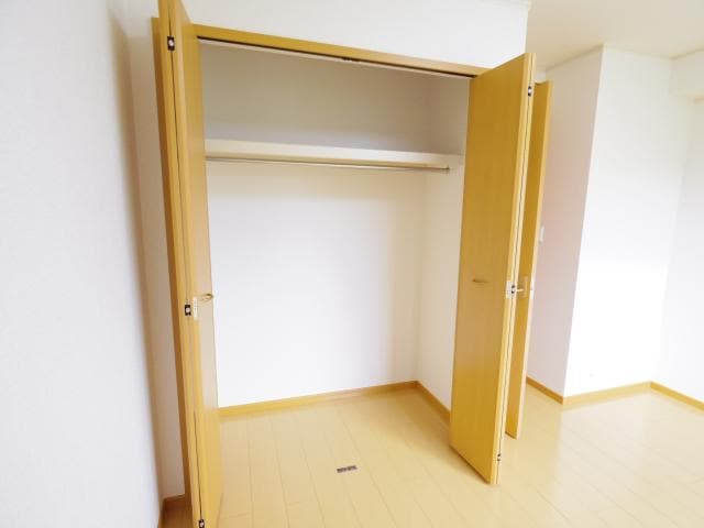  近鉄橿原線/尼ケ辻駅 徒歩17分 2階 築17年