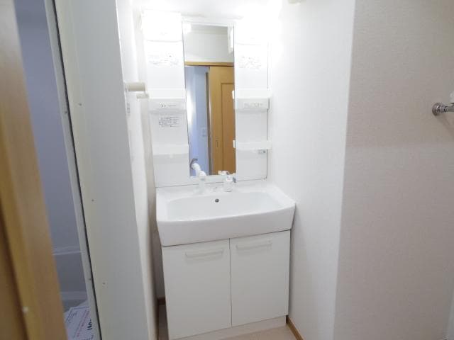  近鉄橿原線/尼ケ辻駅 徒歩17分 2階 築17年