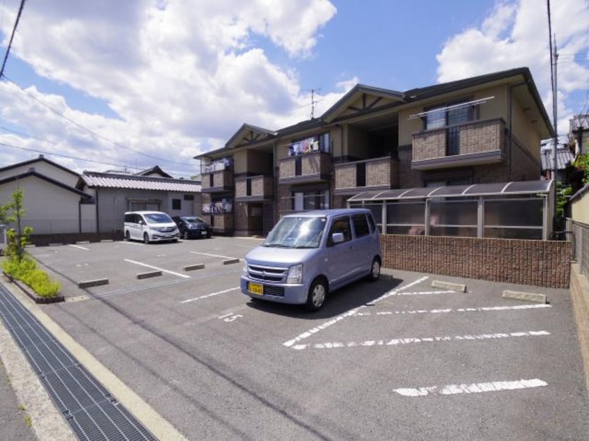  近鉄橿原線/尼ケ辻駅 徒歩11分 1階 築16年
