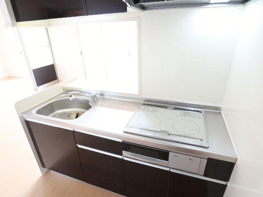  近鉄橿原線/尼ケ辻駅 徒歩2分 2階 築13年