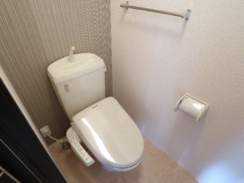  近鉄橿原線/尼ケ辻駅 徒歩2分 2階 築13年