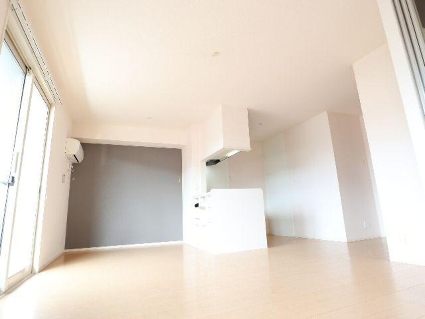  近鉄橿原線/尼ケ辻駅 徒歩2分 2階 築13年