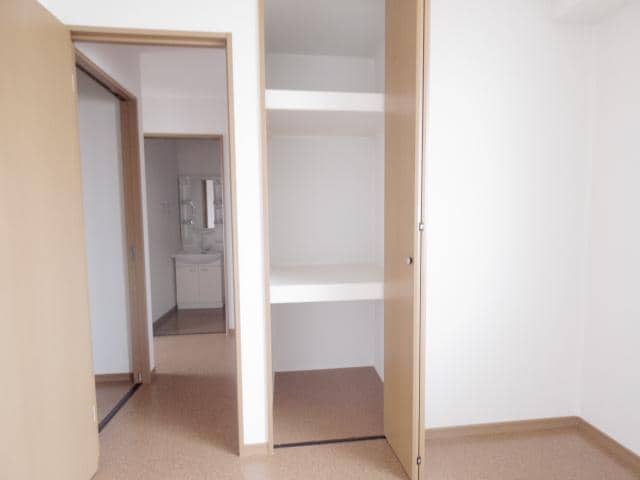  近鉄難波線・奈良線/菖蒲池駅 徒歩10分 2階 築15年