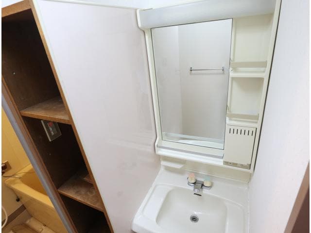  近鉄難波線・奈良線/菖蒲池駅 徒歩1分 1-2階 築38年