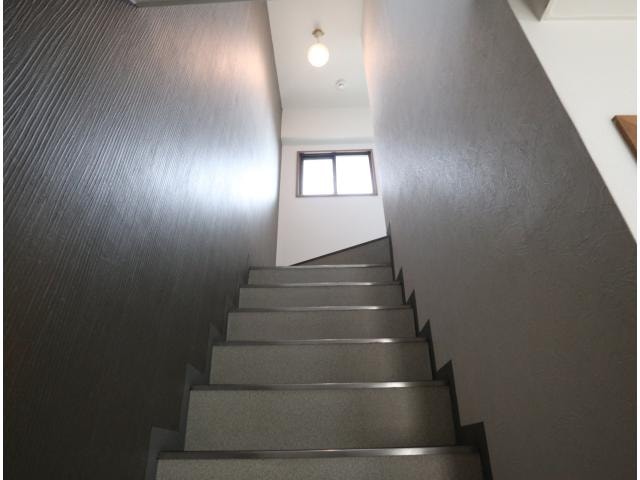  近鉄難波線・奈良線/菖蒲池駅 徒歩1分 1-2階 築38年