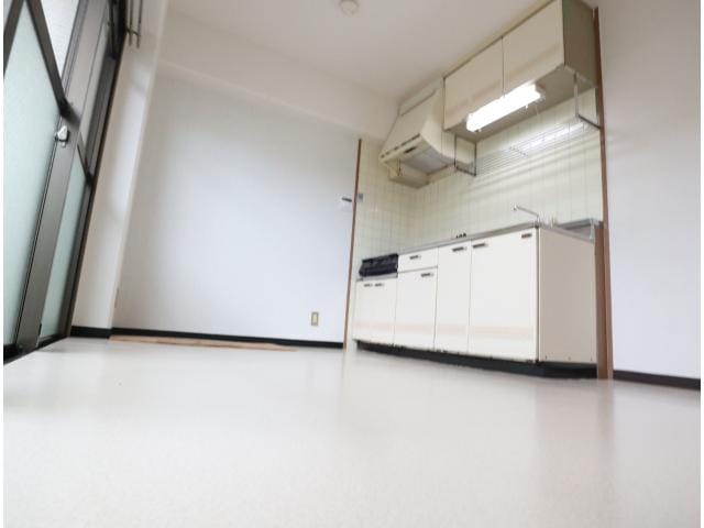  近鉄難波線・奈良線/菖蒲池駅 徒歩1分 1-2階 築38年