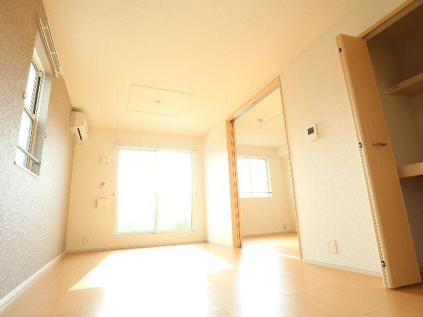  近鉄京都線/山田川駅 徒歩12分 2階 築11年