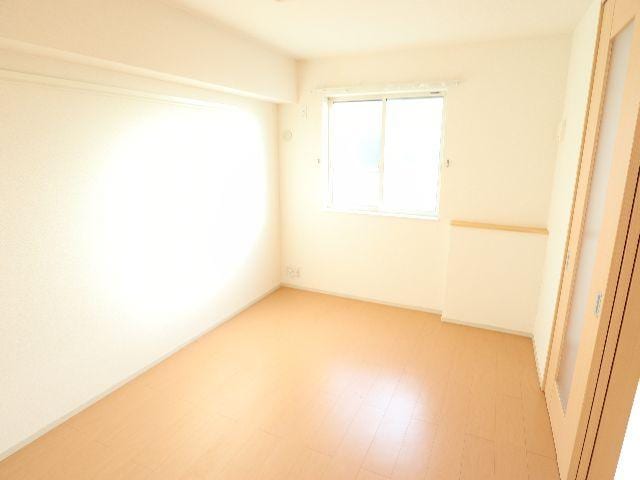  近鉄京都線/山田川駅 徒歩12分 1階 築11年