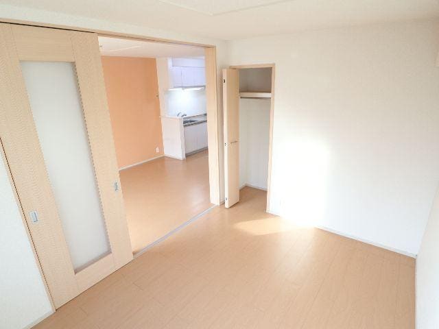  近鉄京都線/山田川駅 徒歩12分 1階 築11年