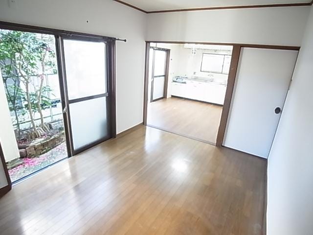  近鉄難波線・奈良線/大和西大寺駅 バス10分秋篠寺下車:停歩5分 1階 築45年