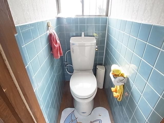  近鉄難波線・奈良線/大和西大寺駅 バス10分秋篠寺下車:停歩5分 1階 築45年