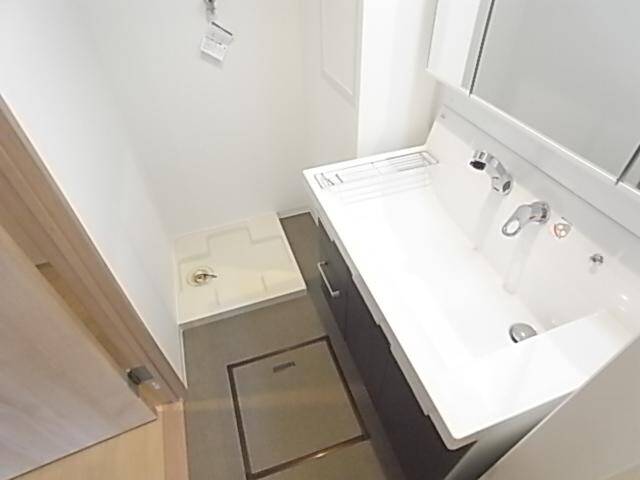  近鉄難波線・奈良線/大和西大寺駅 徒歩3分 1階 築10年