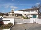 奈良市立伏見南幼稚園(幼稚園/保育園)まで839m 近鉄橿原線/尼ケ辻駅 徒歩10分 2階 築9年