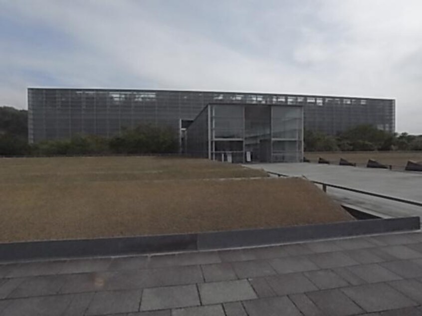 国立国会図書館関西館(図書館)まで837m 近鉄京都線/新祝園駅 バス16分けいはんなプラザ下車:停歩1分 2階 築9年