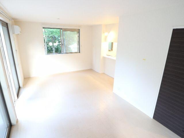  近鉄京都線/高の原駅 バス7分精華桜が丘二丁目下車:停歩3分 1階 築12年