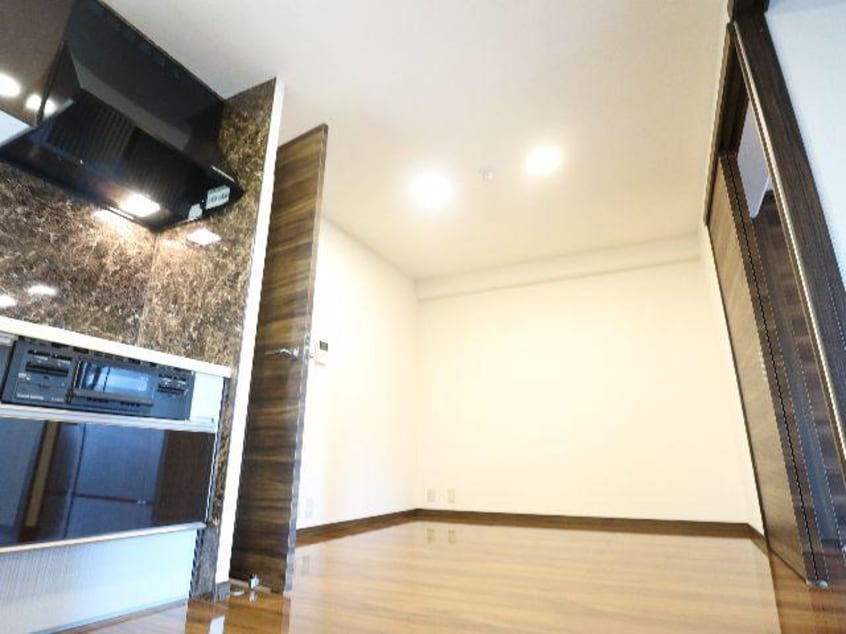  近鉄難波線・奈良線/菖蒲池駅 徒歩3分 1階 築41年