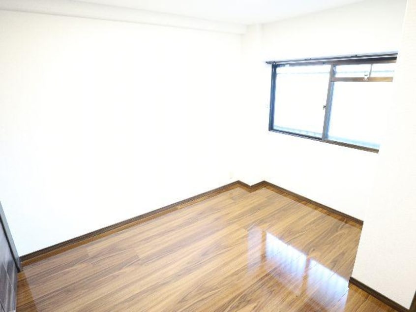  近鉄難波線・奈良線/菖蒲池駅 徒歩3分 1階 築41年