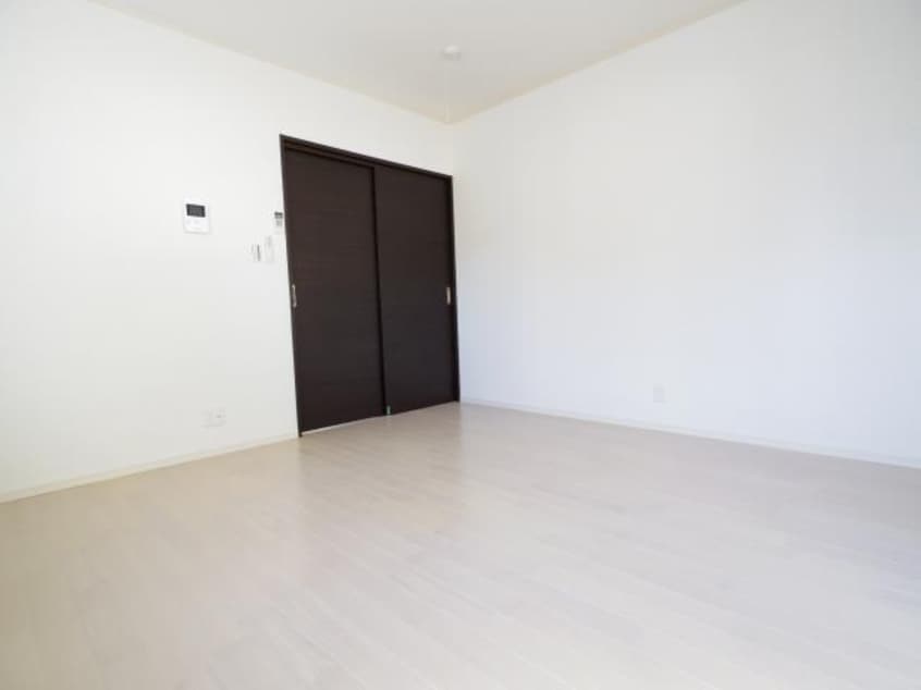  近鉄京都線/平城駅 徒歩1分 1階 築8年